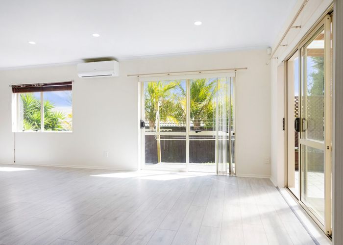  at 7 Ksenia Drive, Flat Bush, Auckland