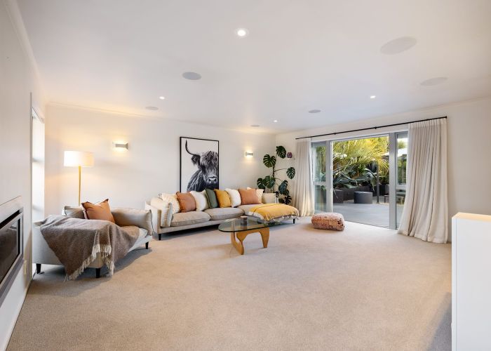  at 5 Foresters Crescent, Parklands, Christchurch