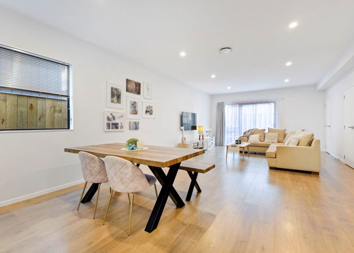  at 4 Hearth Street, Flat Bush, Auckland