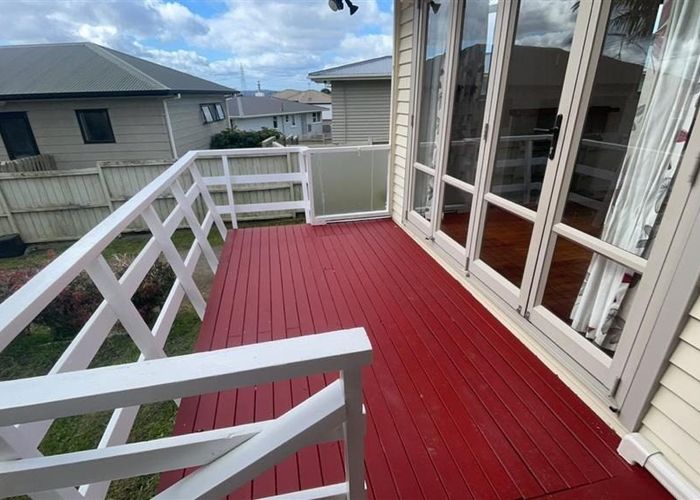  at 39 Vera Road, Te Atatu South, Waitakere City, Auckland