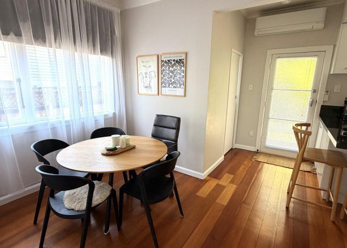  at 10 Hardie Street, Hokowhitu, Palmerston North, Manawatu / Whanganui