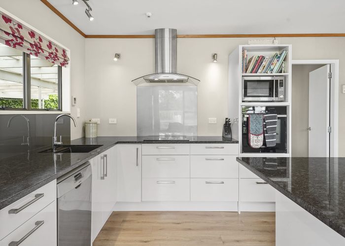  at 83 Carlyle Street, Leamington, Cambridge