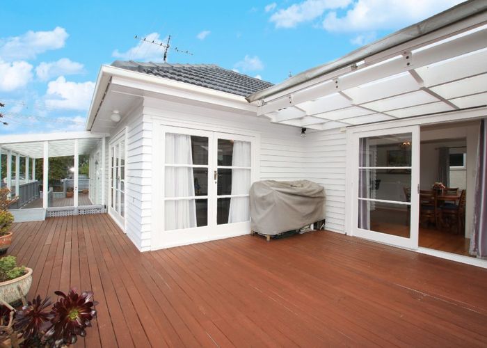  at 110 Aberdeen Road, Campbells Bay, Auckland