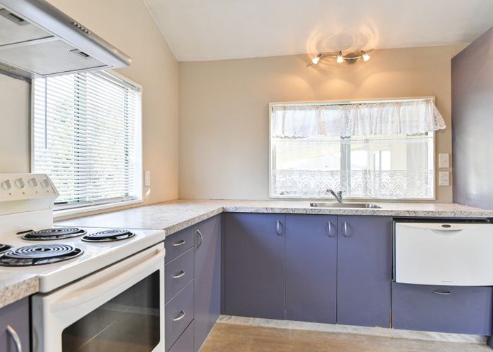  at 1024A Hood Street, Mayfair, Hastings