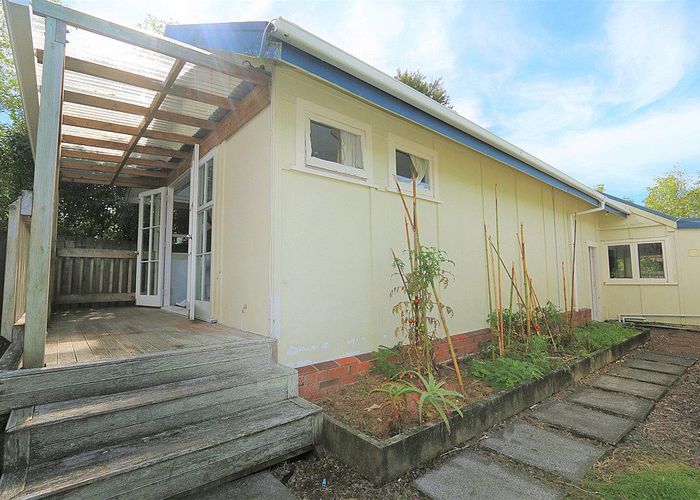  at 338 Glengarry Road, Glen Eden, Auckland