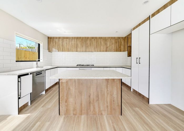  at 32B Swinburne Street, Blockhouse Bay, Auckland