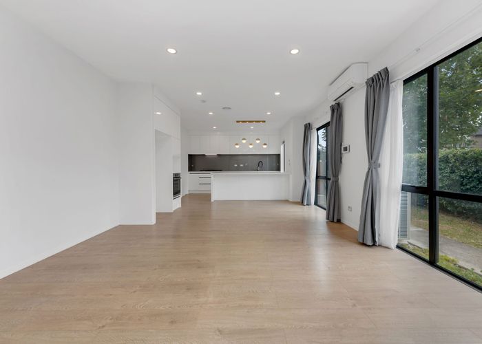  at 76 Donegal Park Drive, Flat Bush, Manukau City, Auckland