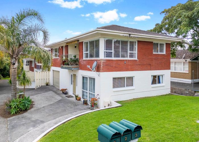  at 1/105 Landscape Road, Mount Eden, Auckland