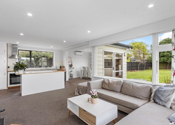  at 8 Blake Street, New Brighton, Christchurch