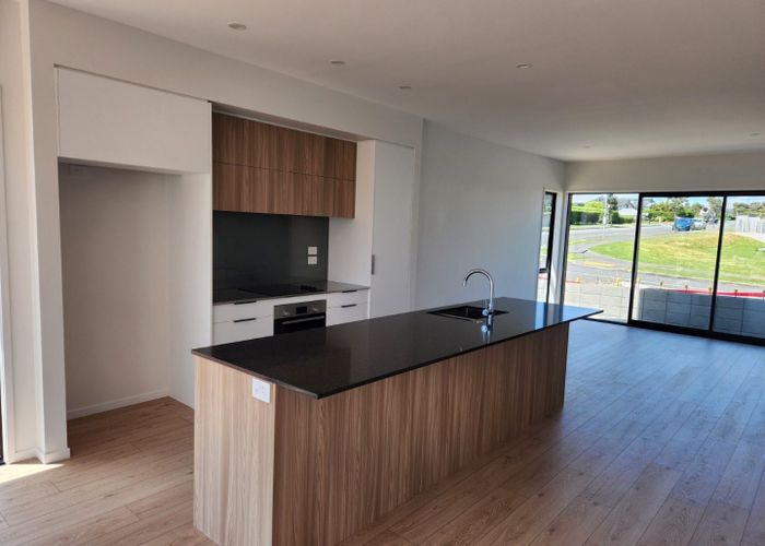  at 42 Kahawairahi Drive, Beachlands, Manukau City, Auckland