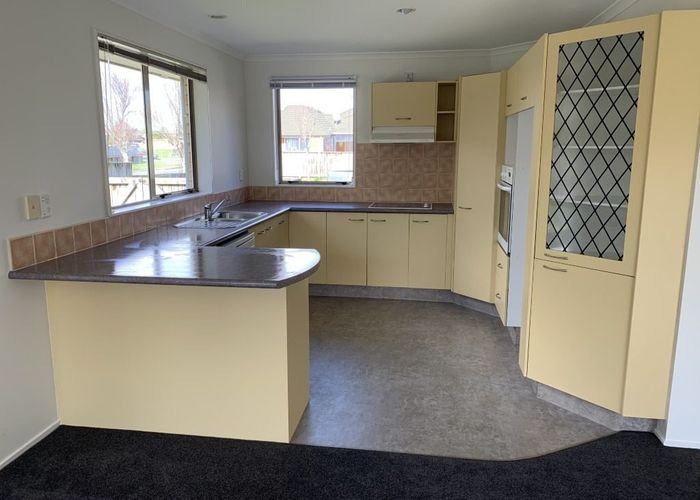  at 13 Chancery Close, Hamilton East, Hamilton