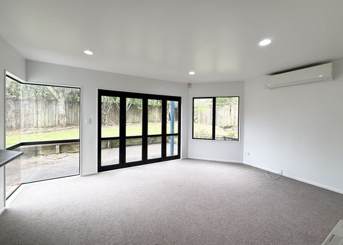  at 6 Lucas Way, Albany, North Shore City, Auckland