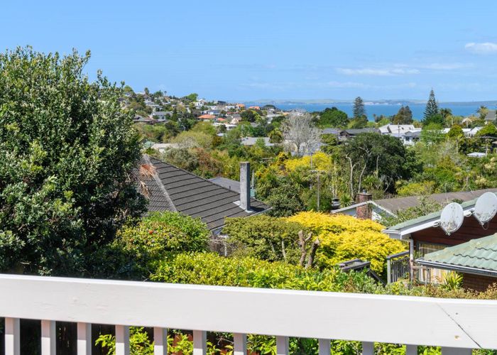  at 15 MacNay Way, Murrays Bay, Auckland