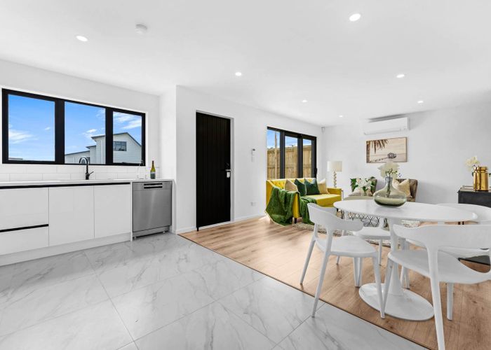  at 9/6 Pah Road, Papatoetoe, Manukau City, Auckland