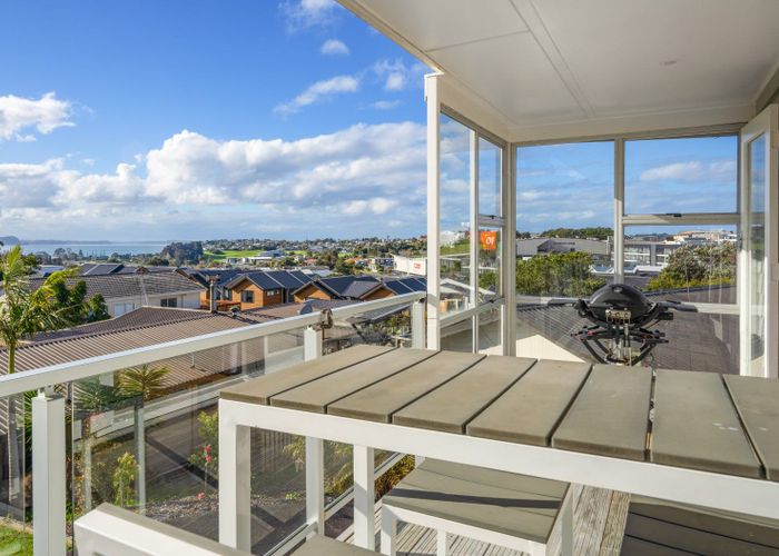  at 3A Rishworth Avenue, Stanmore Bay, Whangaparaoa