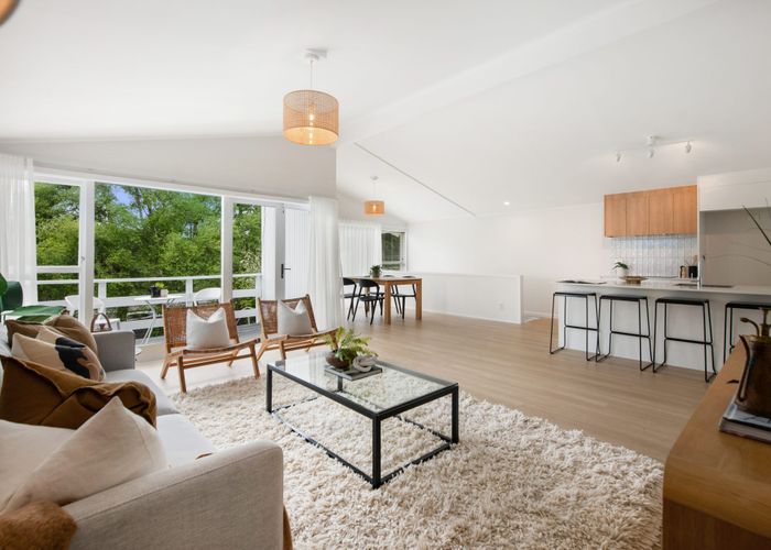  at 46 Lawrence Crescent, Hill Park, Manukau City, Auckland