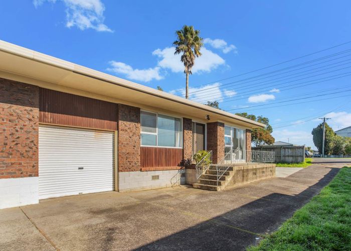  at 1/69 Hepburn Road, Glendene, Waitakere City, Auckland