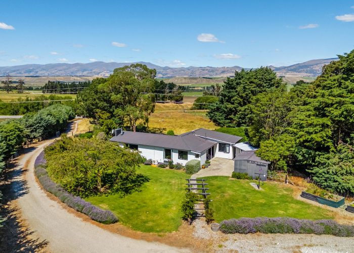  at 1997 Luggate-Cromwell Road, Queensberry, Cromwell