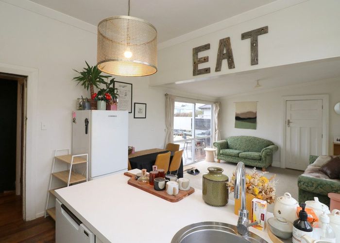  at 15 Antrim Street, Windsor, Invercargill