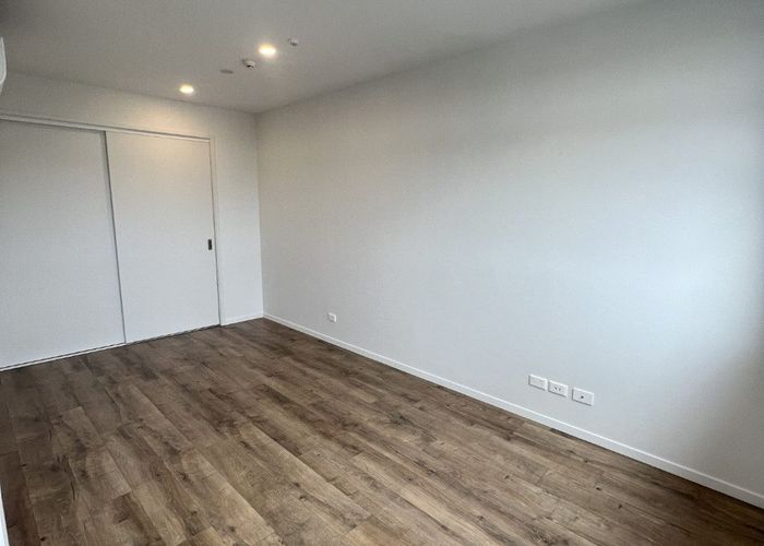  at 202/1A Kings Road, Mount Roskill, Auckland