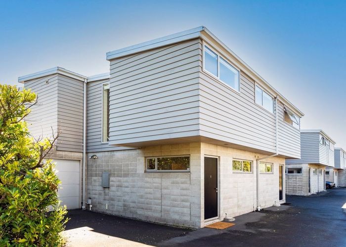  at 32A Champion Street, Edgeware, Christchurch
