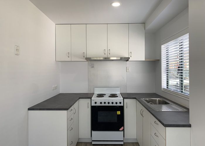  at 16A Te Kanawa Crescent, Henderson, Waitakere City, Auckland