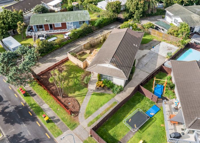  at 10 Ellison Place, Pakuranga Heights, Auckland