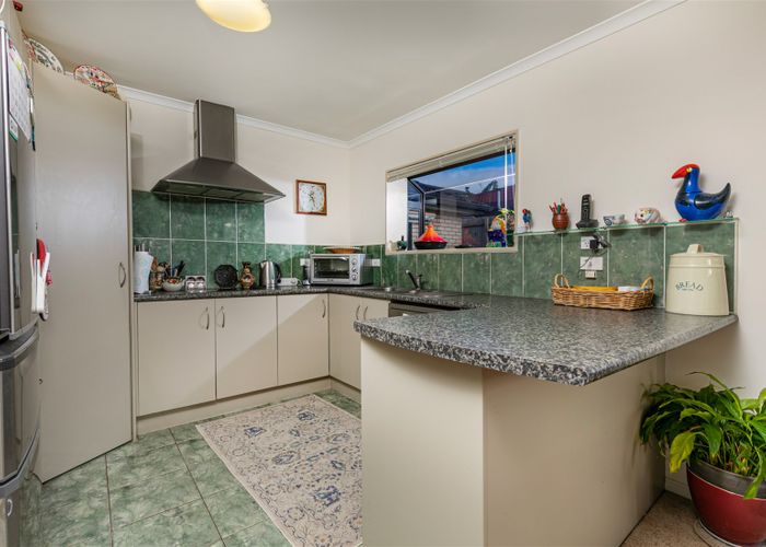  at 15 Westglen Place, Ranui, Auckland