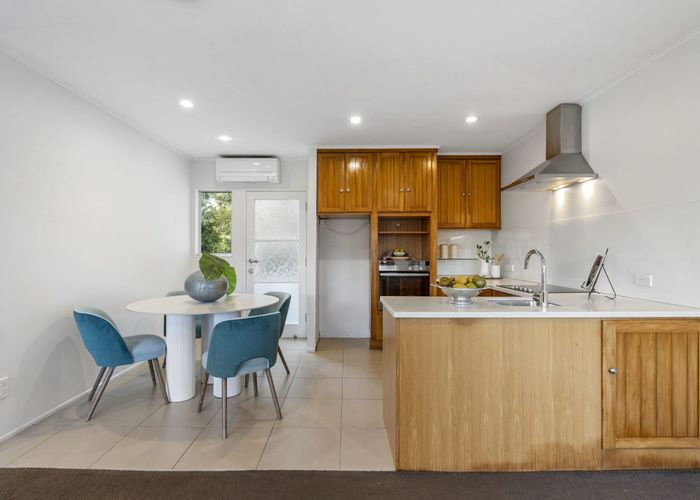  at 2/244 Saint Heliers Bay Road, Saint Heliers, Auckland City, Auckland