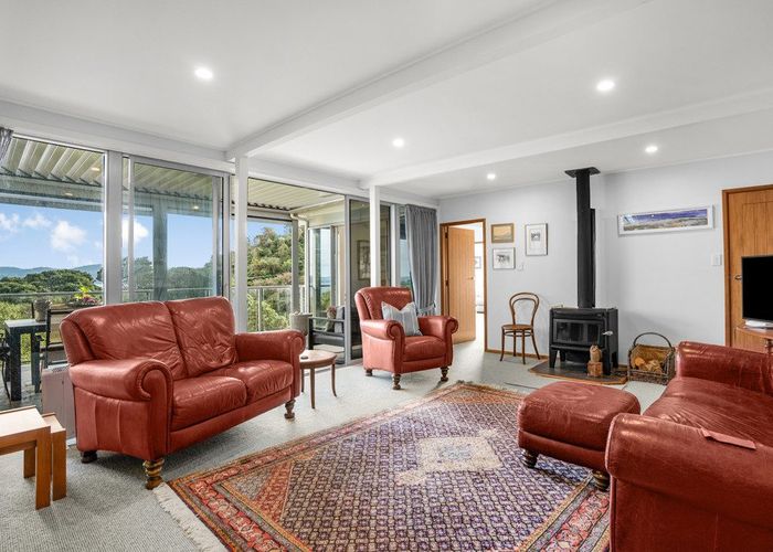  at 22 Ngaumatau Road, Eastbourne, Lower Hutt, Wellington