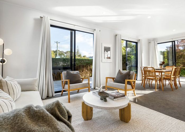  at 14 Fordham Street, Beach Haven, North Shore City, Auckland