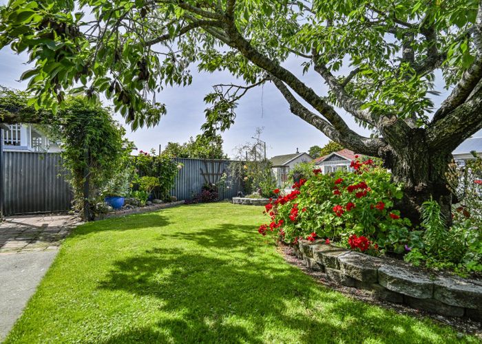  at 702 Methuen Street, Saint Leonards, Hastings