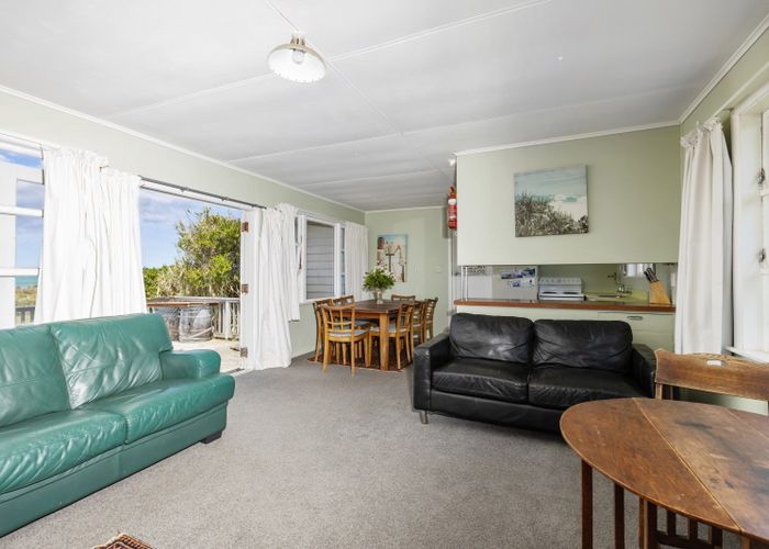  at 51 Blue Pacific Parade, Riversdale Beach