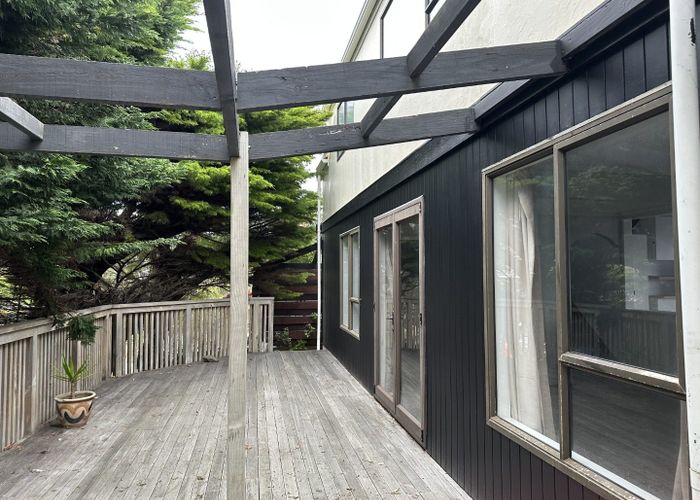  at 10 Frances Street, Waikanae Beach, Kapiti Coast, Wellington