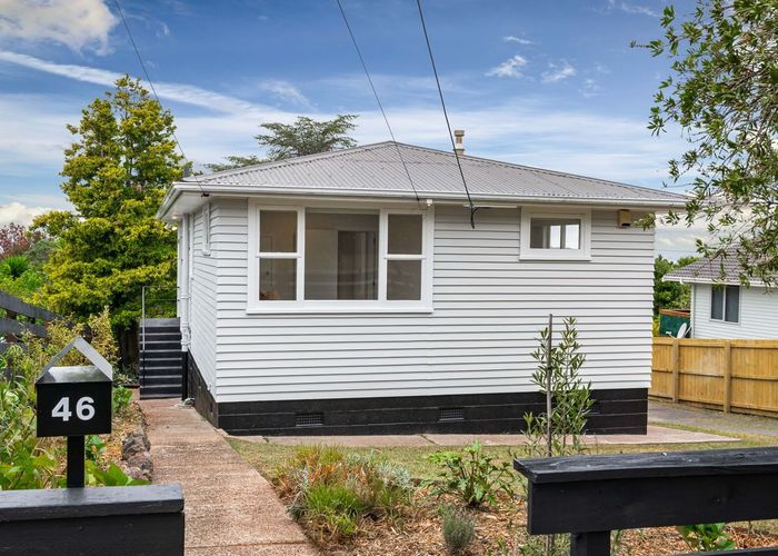  at 46 Colwill Road, Massey, Waitakere City, Auckland