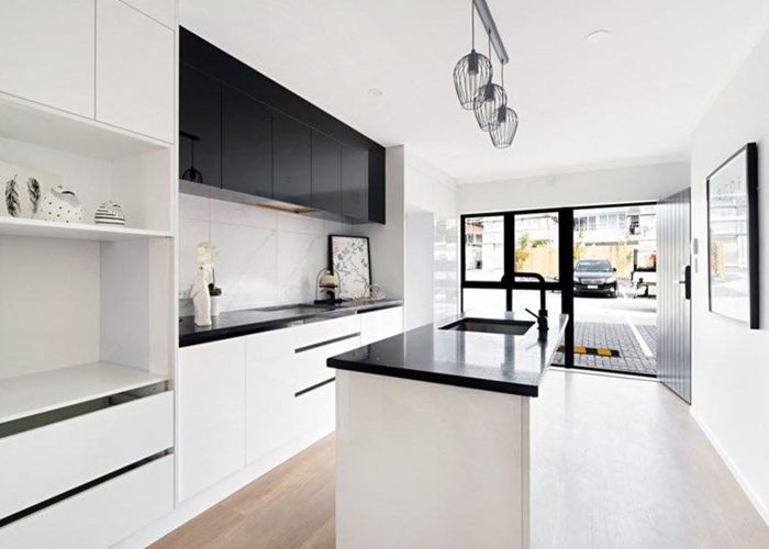  at 30-32 Brandon Road, Glen Eden, Waitakere City, Auckland