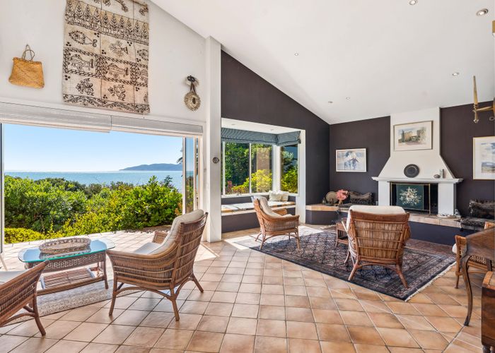  at 61 Wharemauku Road, Raumati Beach, Paraparaumu