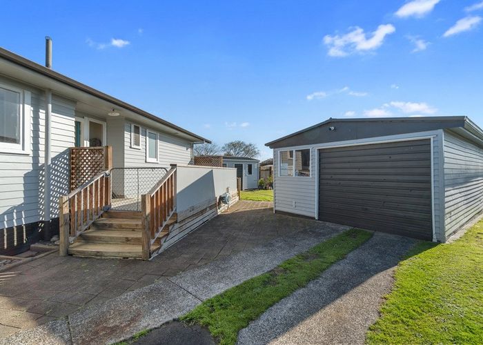 at 42 Irvine Street, Frankton, Hamilton, Waikato