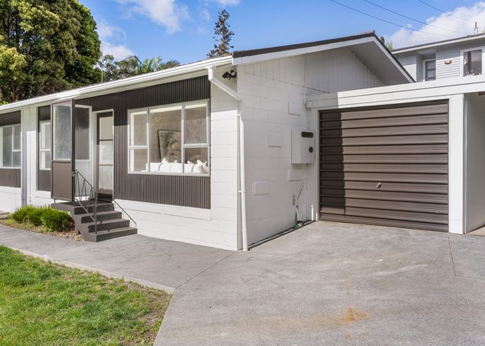  at 1/17 Emirau Place, Glenfield, North Shore City, Auckland