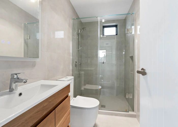  at 2/29 Raglan Street, Mangere East, Manukau City, Auckland