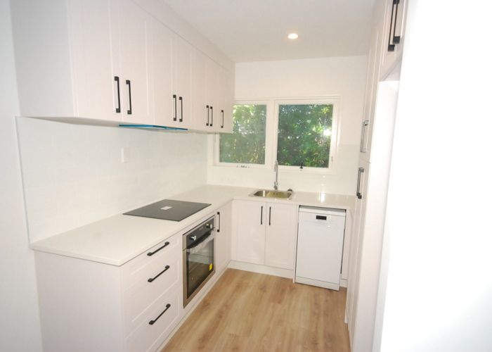  at 14/11 Tawera Road, Greenlane, Auckland City, Auckland