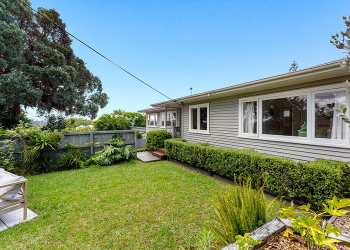  at 1/73 Birkdale Road, Birkdale, Auckland