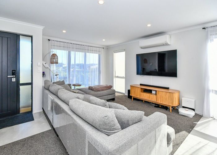  at 2 Hillock Rise, Ramarama, Franklin, Auckland