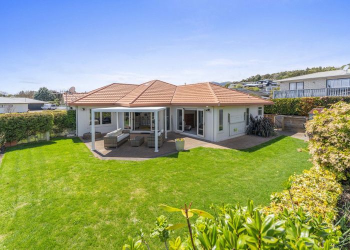  at 2 Fairview Terrace, Waipahihi, Taupo, Waikato