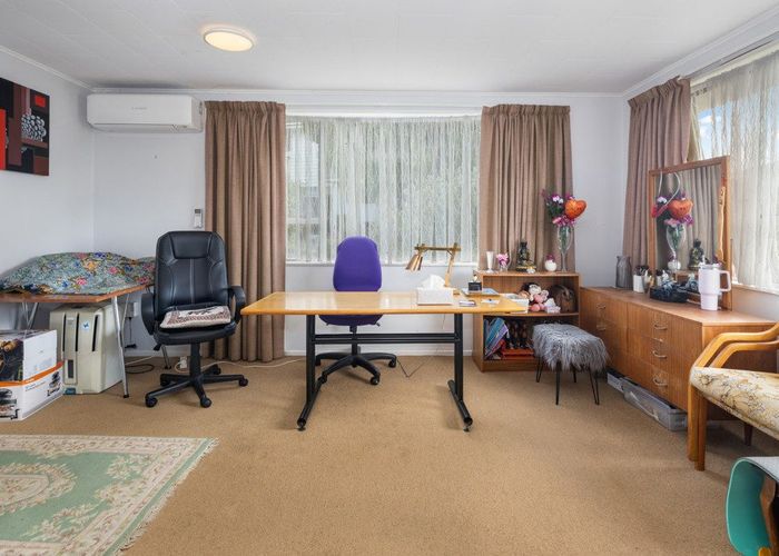  at 2/9 Te Kiteroa Grove, Churton Park, Wellington, Wellington