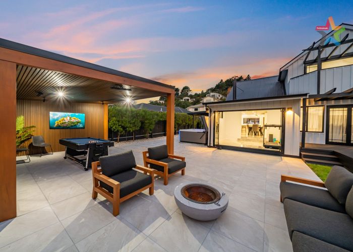  at 20 Mccarthy Grove, Clouston Park, Upper Hutt