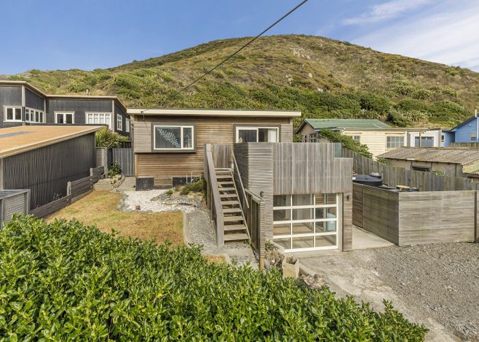  at 1087 Makara Road, Karori
