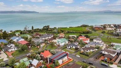  at 5 Halyard place, Te Atatu Peninsula, Auckland