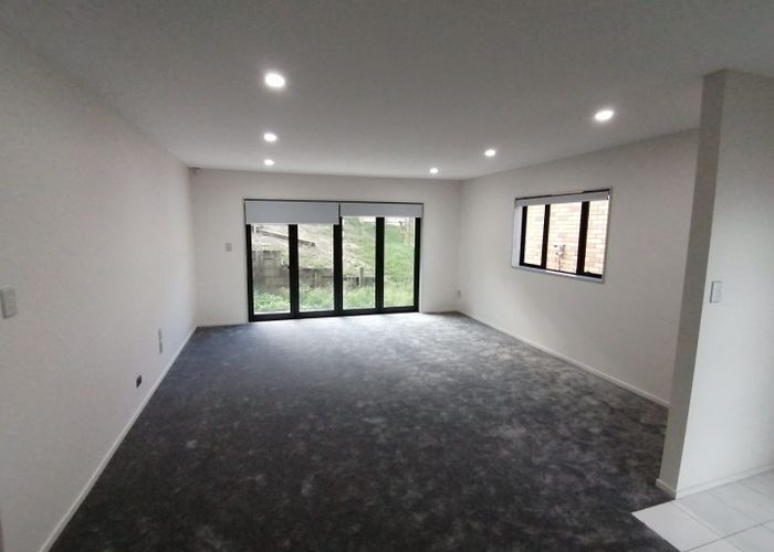  at 21 Bangla Place, Massey, Waitakere City, Auckland