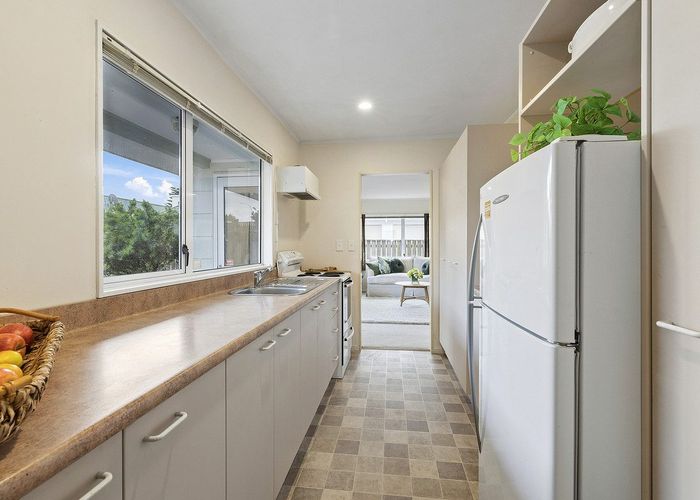  at 4/63 Main Road, Titahi Bay, Porirua, Wellington